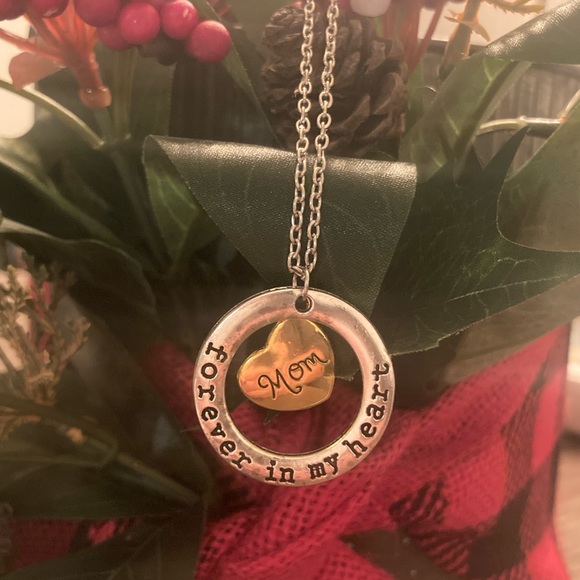 Jewerly - Picture 8 of 9